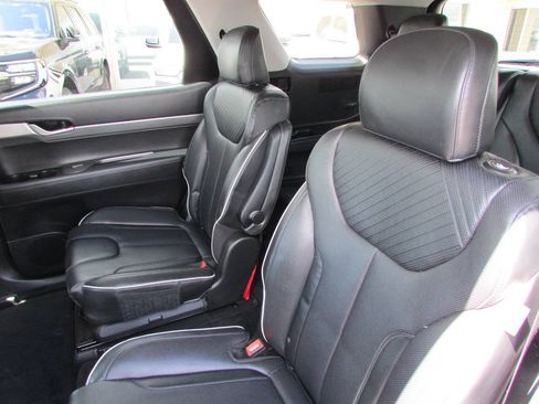 Used 2025 Hyundai Palisade SEL FWD image 34