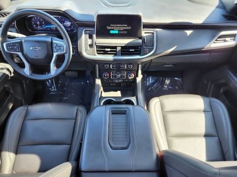 Used 2024 Chevrolet Tahoe Z71 w/ Luxury Package AWD/4WD image 10