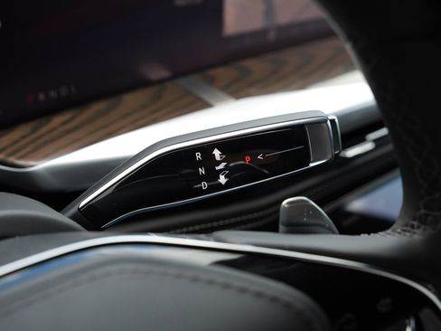 New 2026 Cadillac Escalade Platinum Sport w/ LPO, ONYX Package image 14