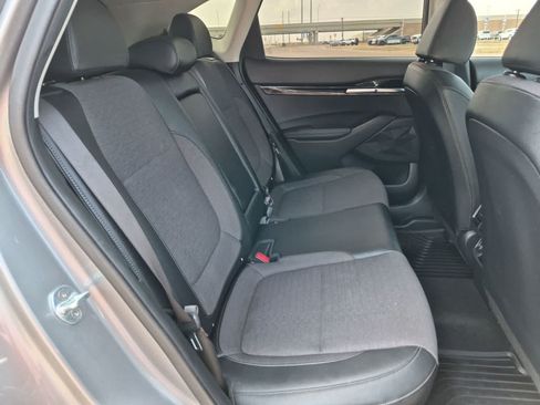 Used 2023 Kia Seltos S w/ Navigation Package FWD image 26