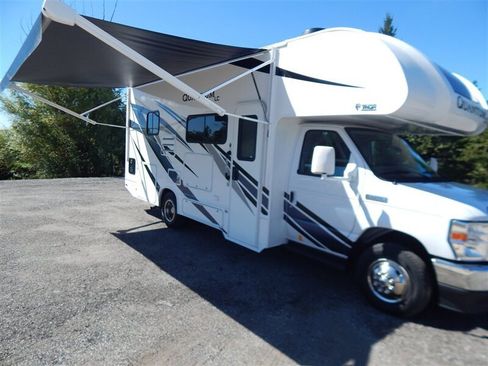 Used 2022 Ford E-450 and Econoline 450 Super Duty w/ Motorhome Prep Package image 43