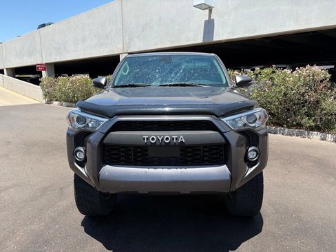 Used 2021 Toyota 4Runner SR5 Premium AWD/4WD image 4
