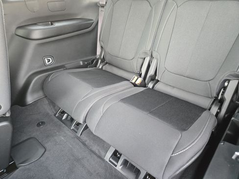New 2026 Jeep Grand Cherokee L Laredo AWD/4WD image 21