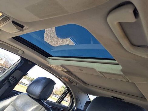 Used 2010 Mercedes-Benz S 550 4MATIC image 16