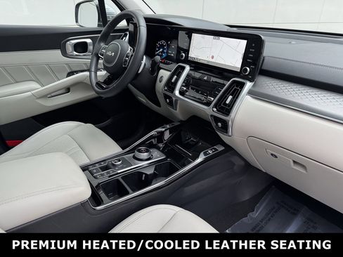 Certified 2023 Kia Sorento SX Prestige image 4