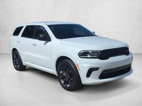 Used 2021 Dodge Durango SXT RWD image 3