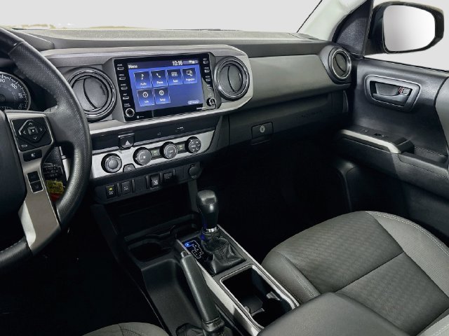 Used 2020 Toyota Tacoma SR5 w/ Technology Package AWD/4WD image 20
