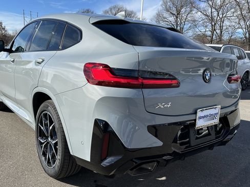 Used 2025 BMW X4 xDrive30i w/ Premium Package image 8
