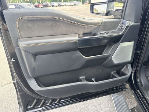 Used 2024 Ford F250 Platinum AWD/4WD image 21