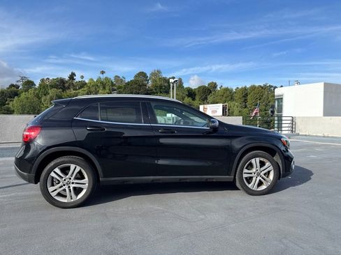 Used 2020 Mercedes-Benz GLA 250 4MATIC image 4