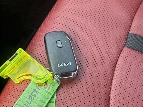 Used 2024 Kia K5 GT-Line AWD/4WD image 31