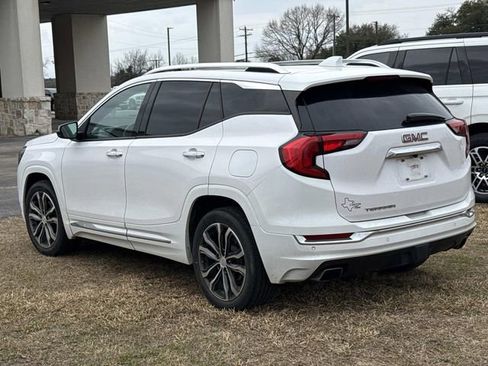 Used 2018 GMC Terrain Denali w/ Advanced Safety Package image 4