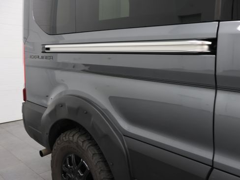 Used 2026 Ford Transit 250 148 Medium Roof Extended AWD image 27