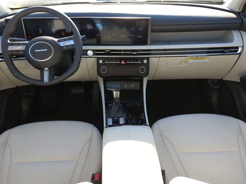 New 2026 Hyundai Tucson SEL FWD image 17