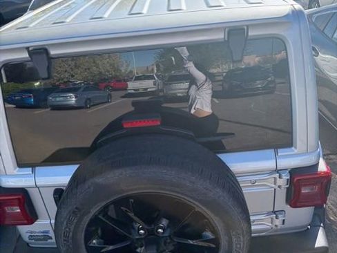 Used 2024 Jeep Wrangler Sahara 4xe image 14