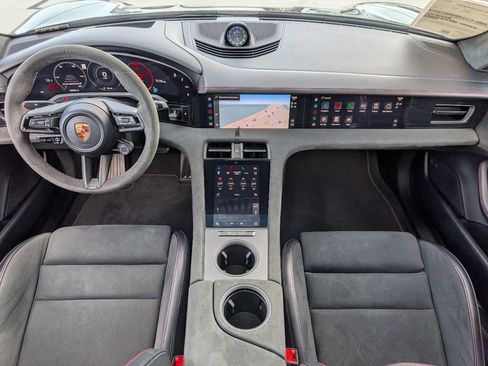 Certified 2022 Porsche Taycan GTS image 6