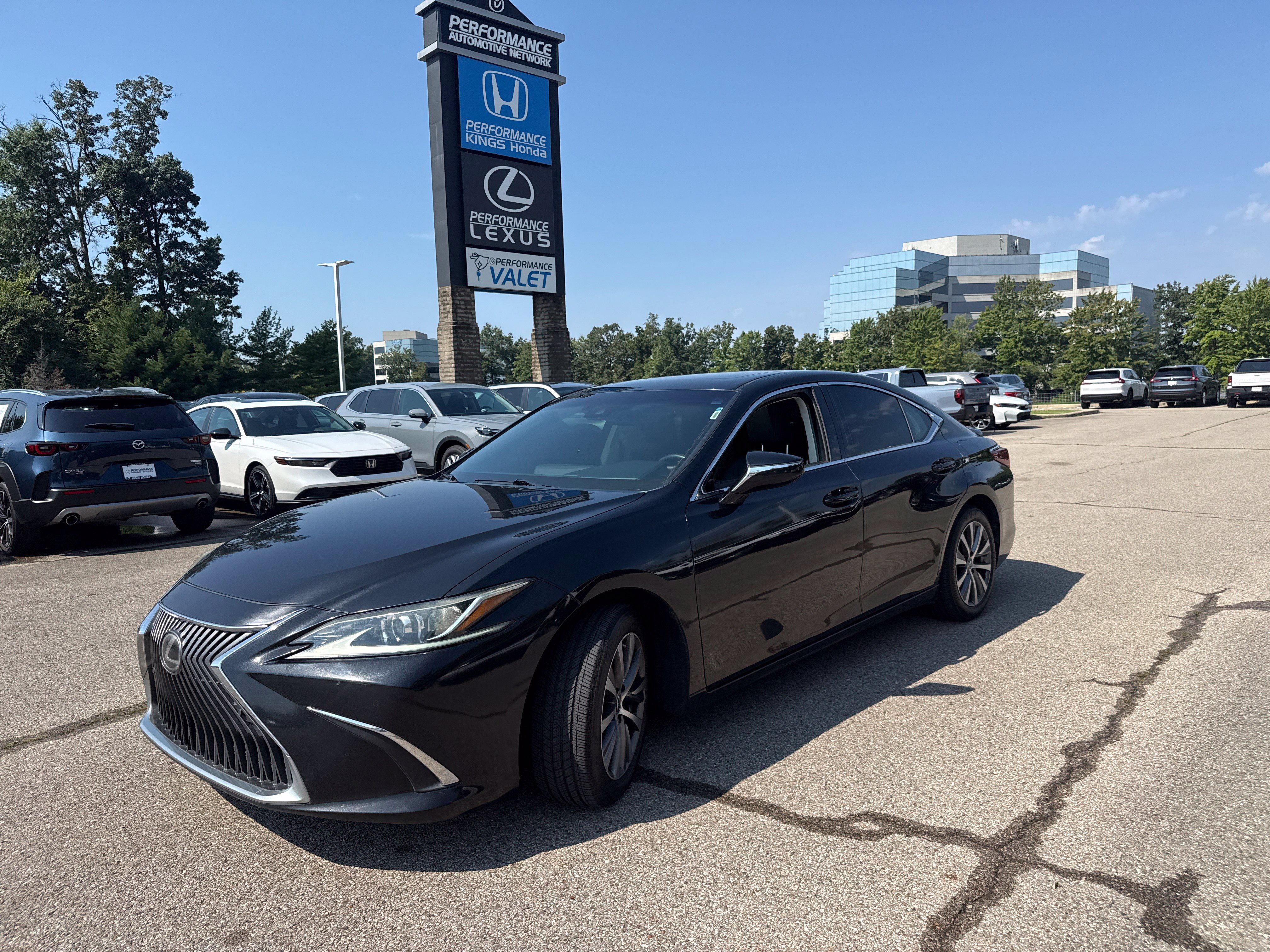 Used 2019 Lexus ES 350 w/ Premium Package FWD image 16