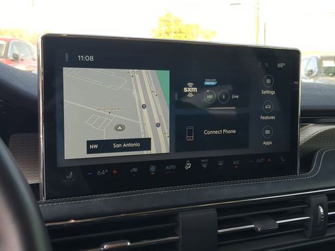 Used 2024 Lincoln Corsair Reserve image 15