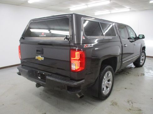 Used 2016 Chevrolet Silverado 1500 LTZ Z71 w/ LTZ Plus Package image 10
