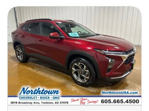 Used 2024 Chevrolet Trax LT w/ Driver Confidence Package image 7