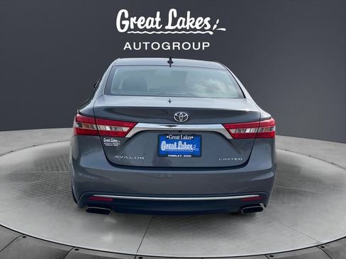 Used 2018 Toyota Avalon Limited w/ All Weather Liner Package FWD image 4