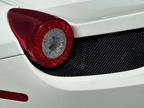 Used 2014 Ferrari 458 Italia Coupe RWD image 35
