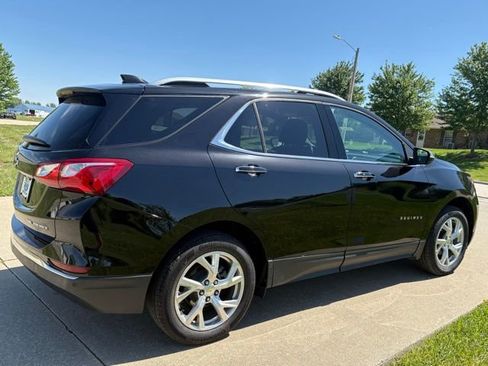 Used 2020 Chevrolet Equinox Premier AWD/4WD image 4