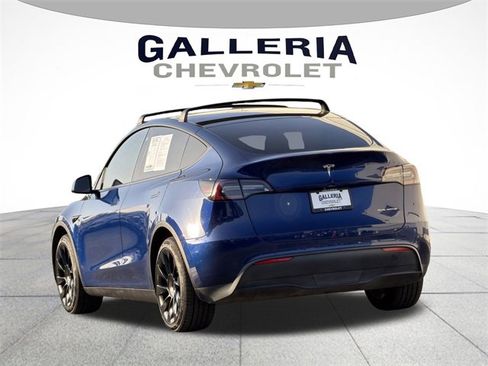 Used 2020 Tesla Model Y Long Range image 5