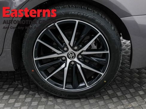 Used 2022 Toyota Camry SE image 32