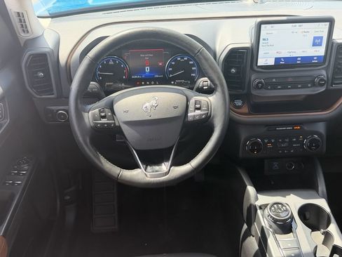 Used 2022 Ford Bronco Sport Outer Banks w/ Tech Package AWD/4WD image 12
