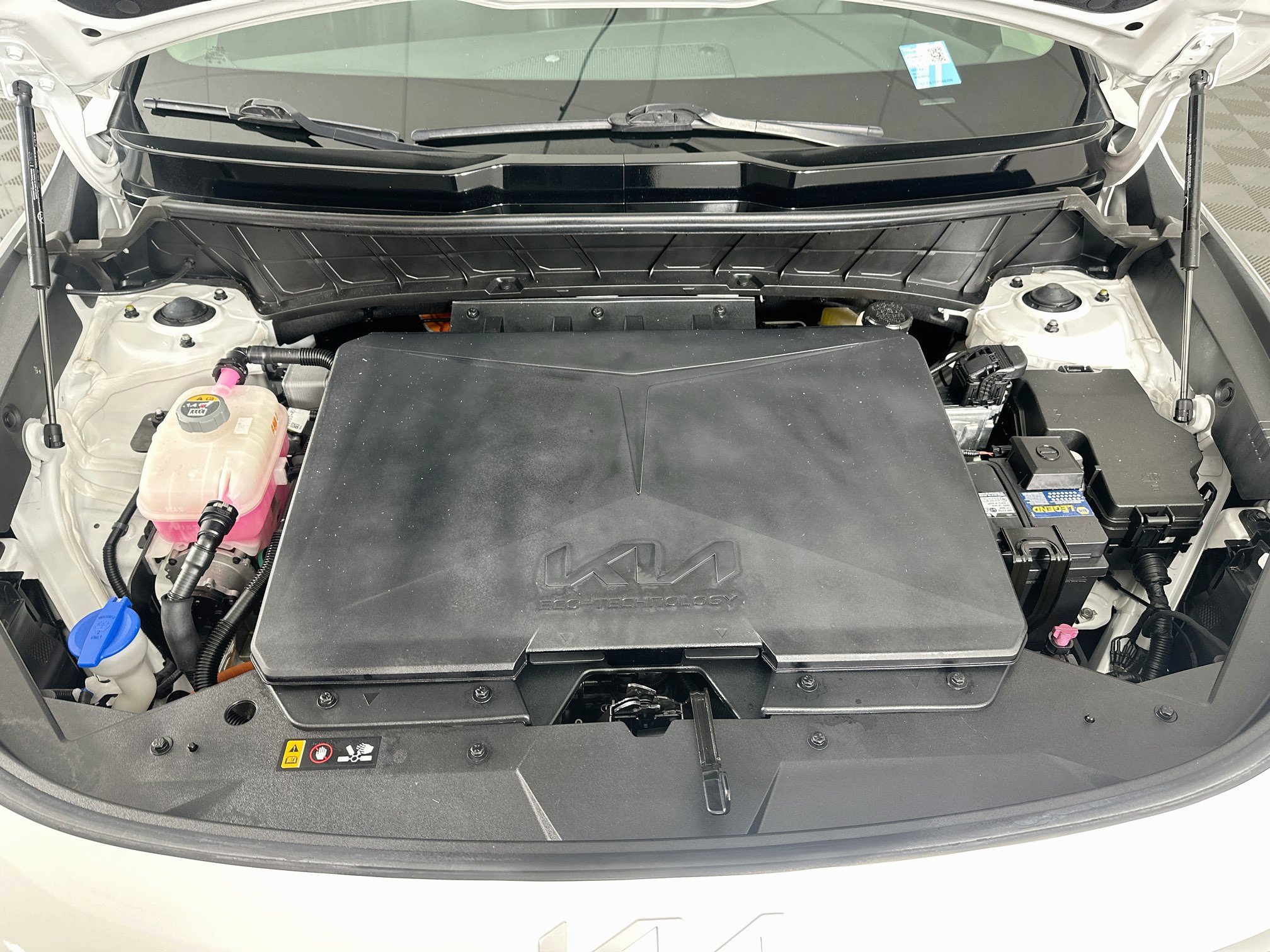 Used 2023 Kia Niro Wind FWD image 34
