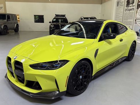 Used 2021 BMW M4 Competition w/ Executive Package RWD image 9