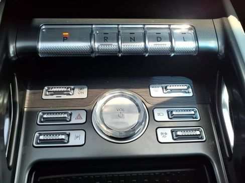 New 2024 Lincoln Nautilus Reserve w/ Equipment Group 203A AWD/4WD image 25