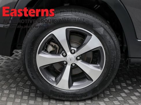 Used 2021 Jeep Cherokee Limited image 28