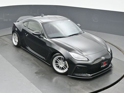 Used 2023 Toyota GR86 Premium w/ ALL Weather Mat Package (TMS) RWD image 30
