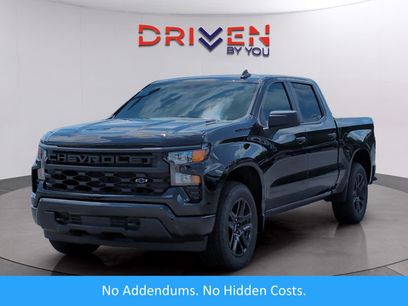New 2025 Chevrolet Silverado 1500 Custom w/ LPO, Dark Essentials Package