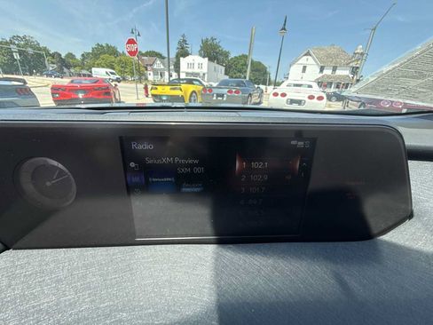 Used 2021 Lexus UX 250h w/ Premium Package AWD/4WD image 13