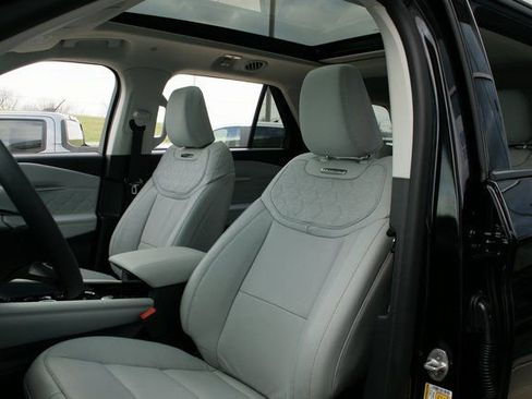 New 2026 Ford Explorer Platinum w/ LUX Leather Package image 18