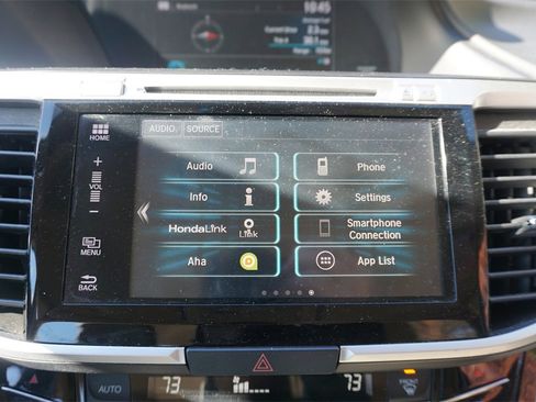 Used 2017 Honda Accord EX-L image 10