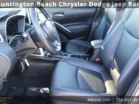 Used 2023 Toyota Corolla Cross XLE image 28