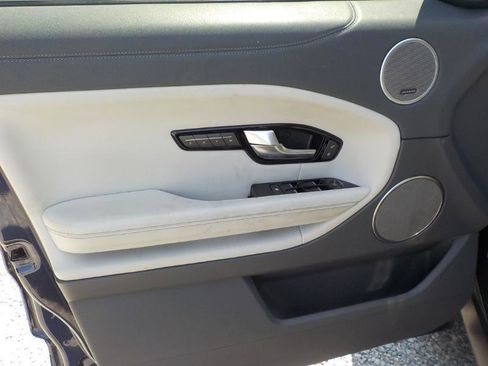 Used 2018 Land Rover Range Rover Evoque HSE image 16