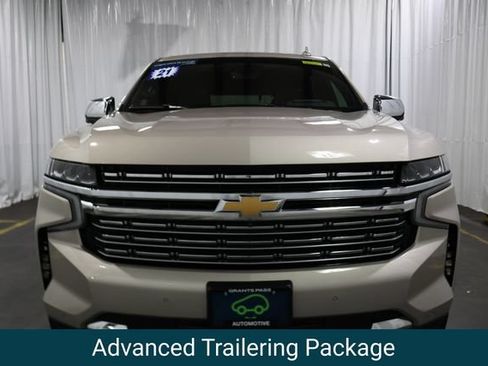 Used 2021 Chevrolet Tahoe Premier w/ Premium Package AWD/4WD image 9