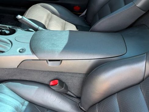 Used 2007 Chevrolet Corvette Coupe w/ Preferred Equipment Group RWD image 31