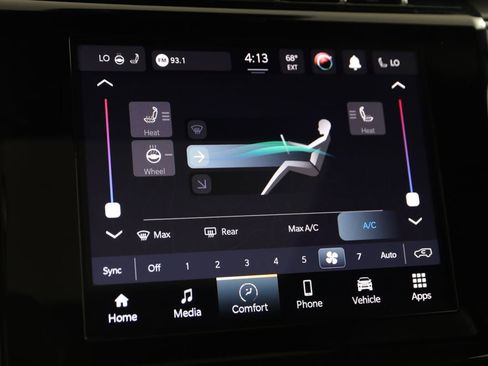 Used 2024 Jeep Grand Cherokee Altitude AWD/4WD image 31