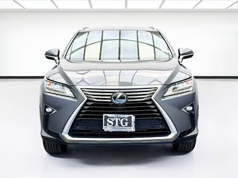 Used 2019 Lexus RX 350L FWD w/ Accessory Package image 2