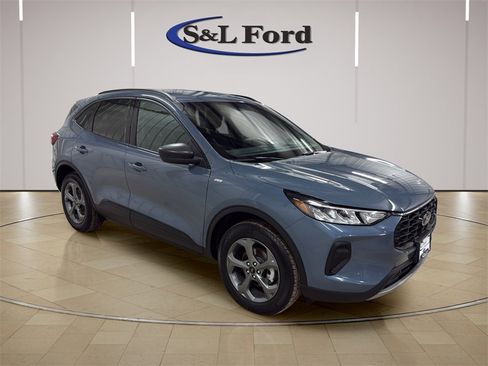 Used 2025 Ford Escape ST-Line image 10