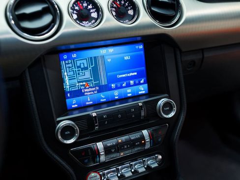 Used 2015 Ford Mustang GT Premium RWD image 22