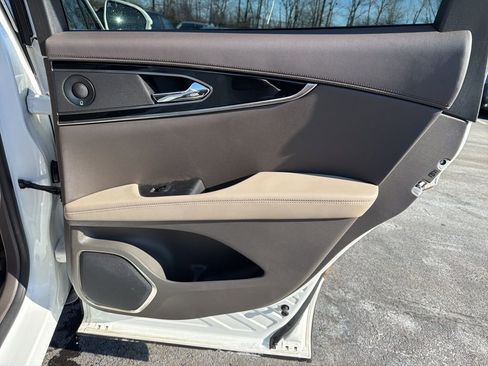 Used 2023 Lincoln Nautilus Reserve w/ Equipment Group 201A image 25