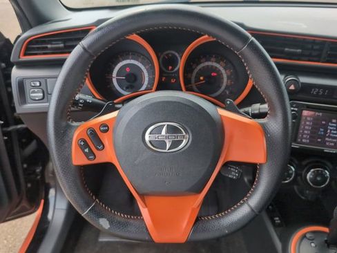 Used 2015 Scion tC FWD image 17