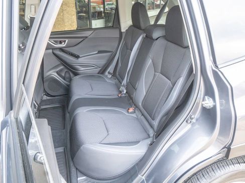 Used 2023 Subaru Forester Premium image 17